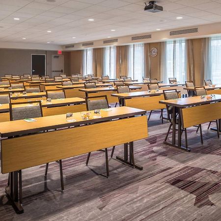Courtyard By Marriott Detroit Farmington Farmington Hills Exterior foto